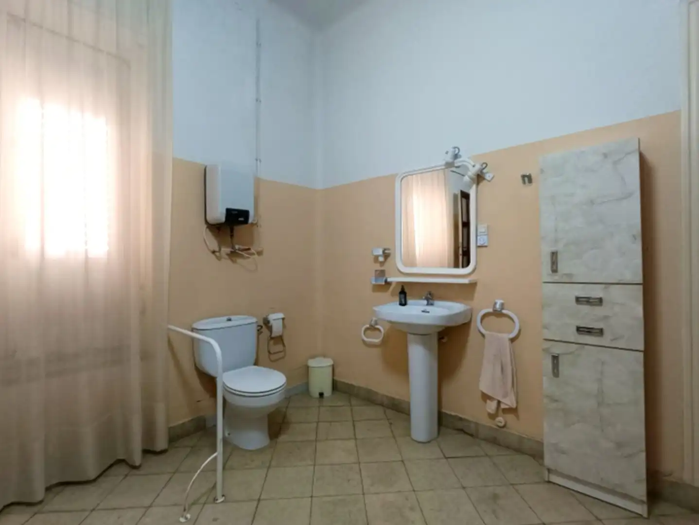 Bathroom of Houses for sale in Hellín  with Balcony