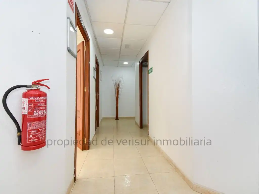 Office for rent in Casco Antiguo