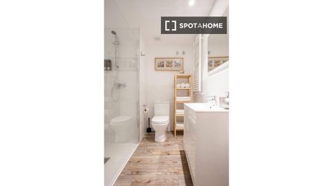 Photo 4 of Room in El Pla del Remei, Valencia Capital