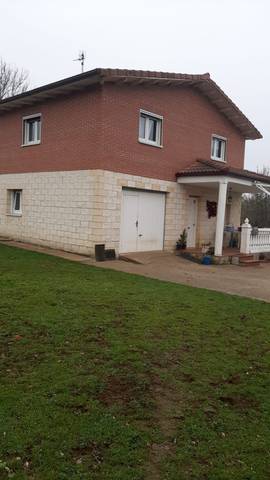 Casa-chalet en Venta en Valle de Losa
