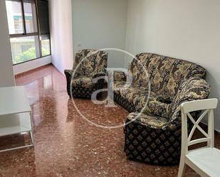 Sala d'estar de Pis de lloguer en  Valencia Capital amb Calefacció, Moblat i Balcó