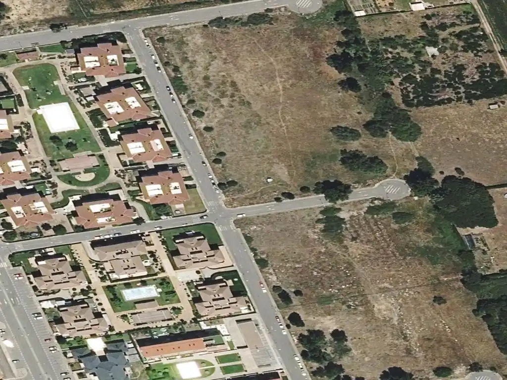 Lands and plots for sale in Arlazon, imagen 3