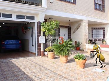 Casa a schiera con balcone in vendita a RAFAEL ALBERTI