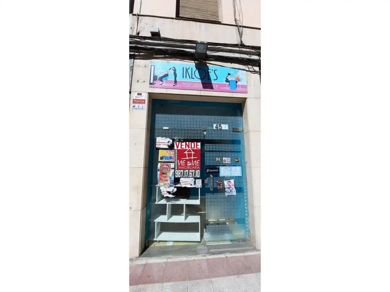 Local comercial en venda a Calle Ramon y Cajal