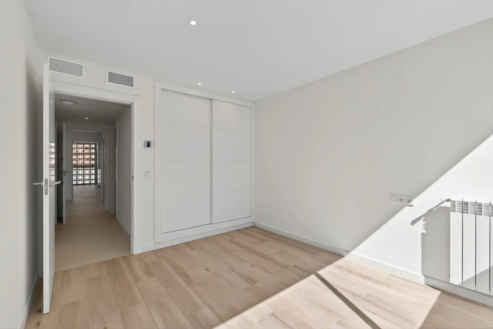 Habitación de Ático en venta en Málaga con Aire acondicionado, Terraza y Piscina