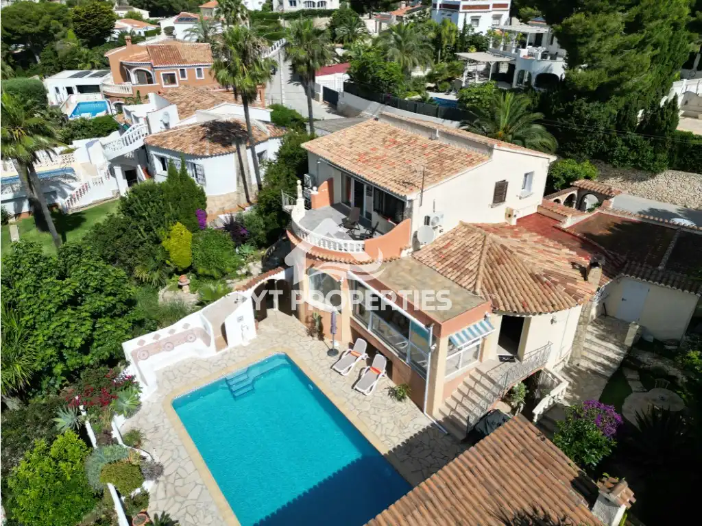Vista exterior de Casa o xalet en venda en Jávea / Xàbia amb Piscina