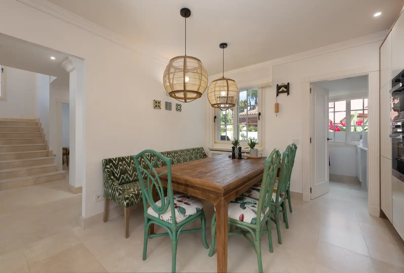 Comedor de Casa o chalet en venta en Marbella con Aire acondicionado, Calefacción y Jardín privado