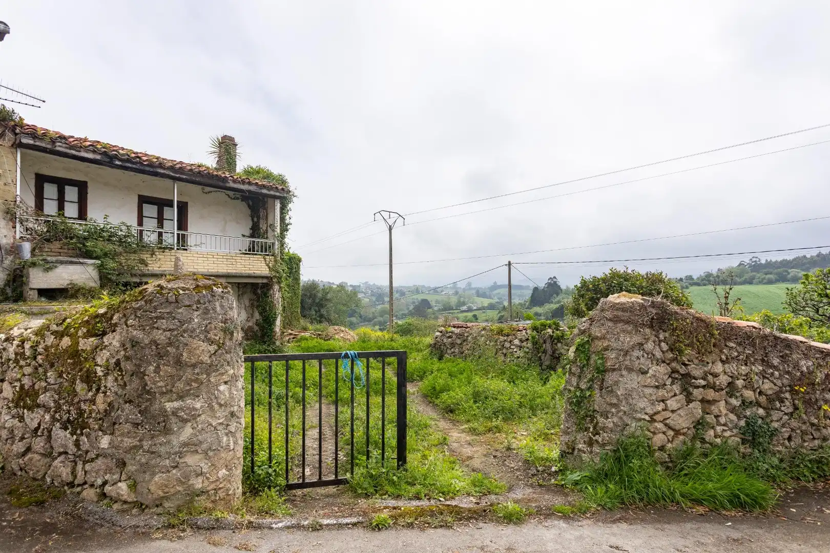 Residencial en venda en Valdáliga