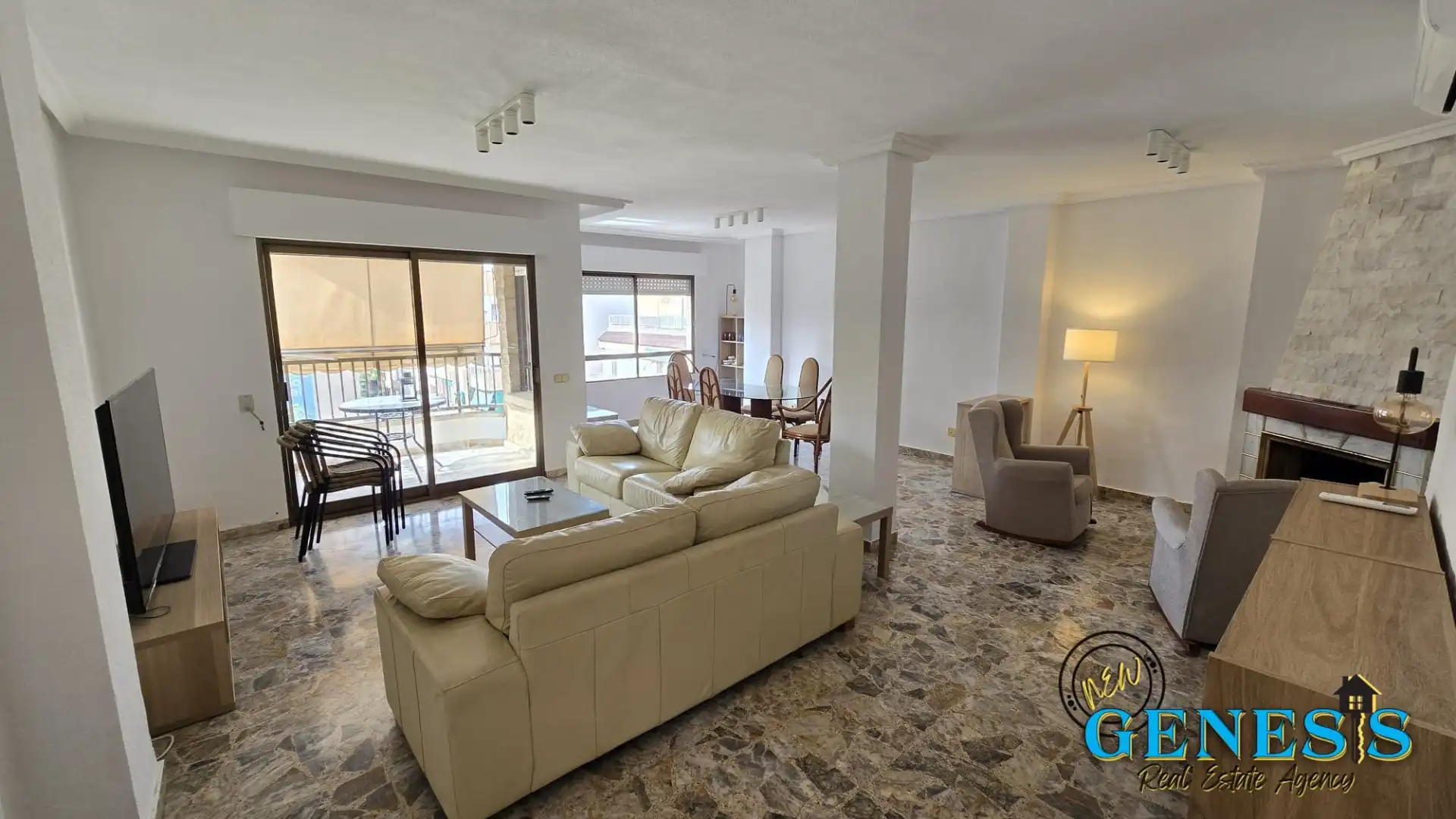 Sala d'estar de Apartament en venda en Torrevieja amb Aire condicionat, Traster i Moblat