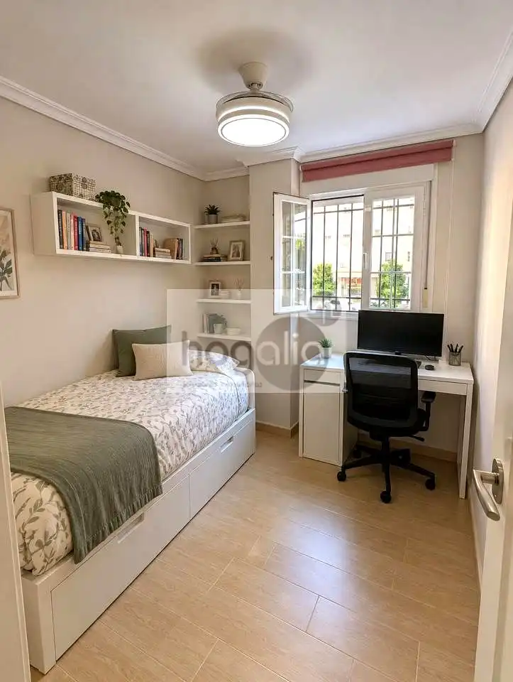 Bedroom of Flat for rent in Macarena