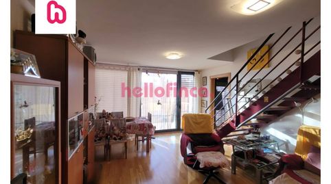 Foto 2 de Dúplex en venta en Paseo Generalitat, Estadi - Santa Anna, Vic