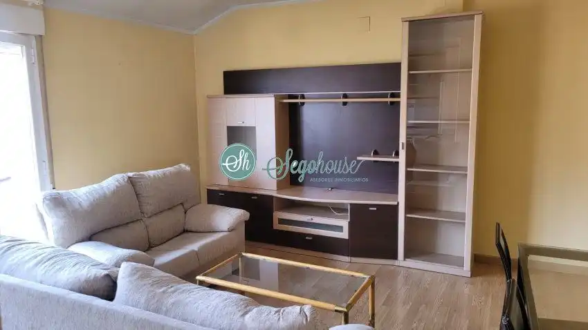 Wohnzimmer von Wohnungen zum Verkauf in Espirdo mit Heizung, Möbliert und Balkon