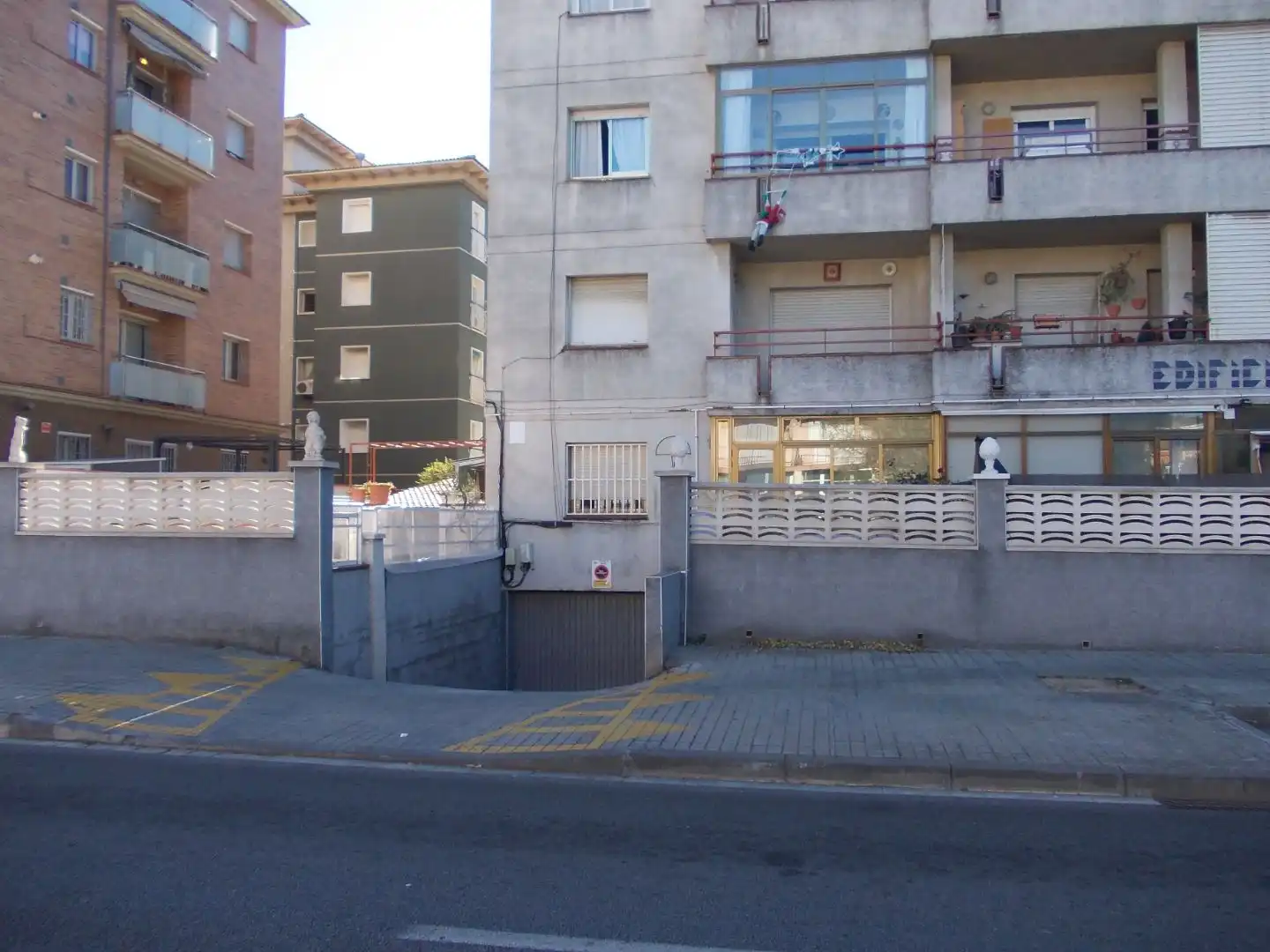 Vista exterior de Garaje de alquiler en Calafell