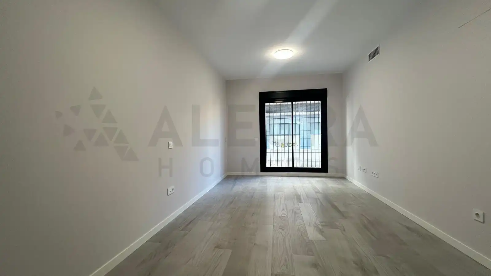 Flat for rent in Jerez de la Frontera  with Air Conditioner, Private garden and Community pool