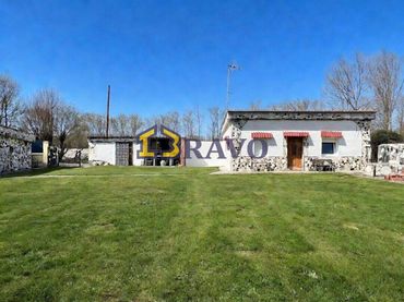 Casa con piscina en venta en Merindad de Cuesta-Urria