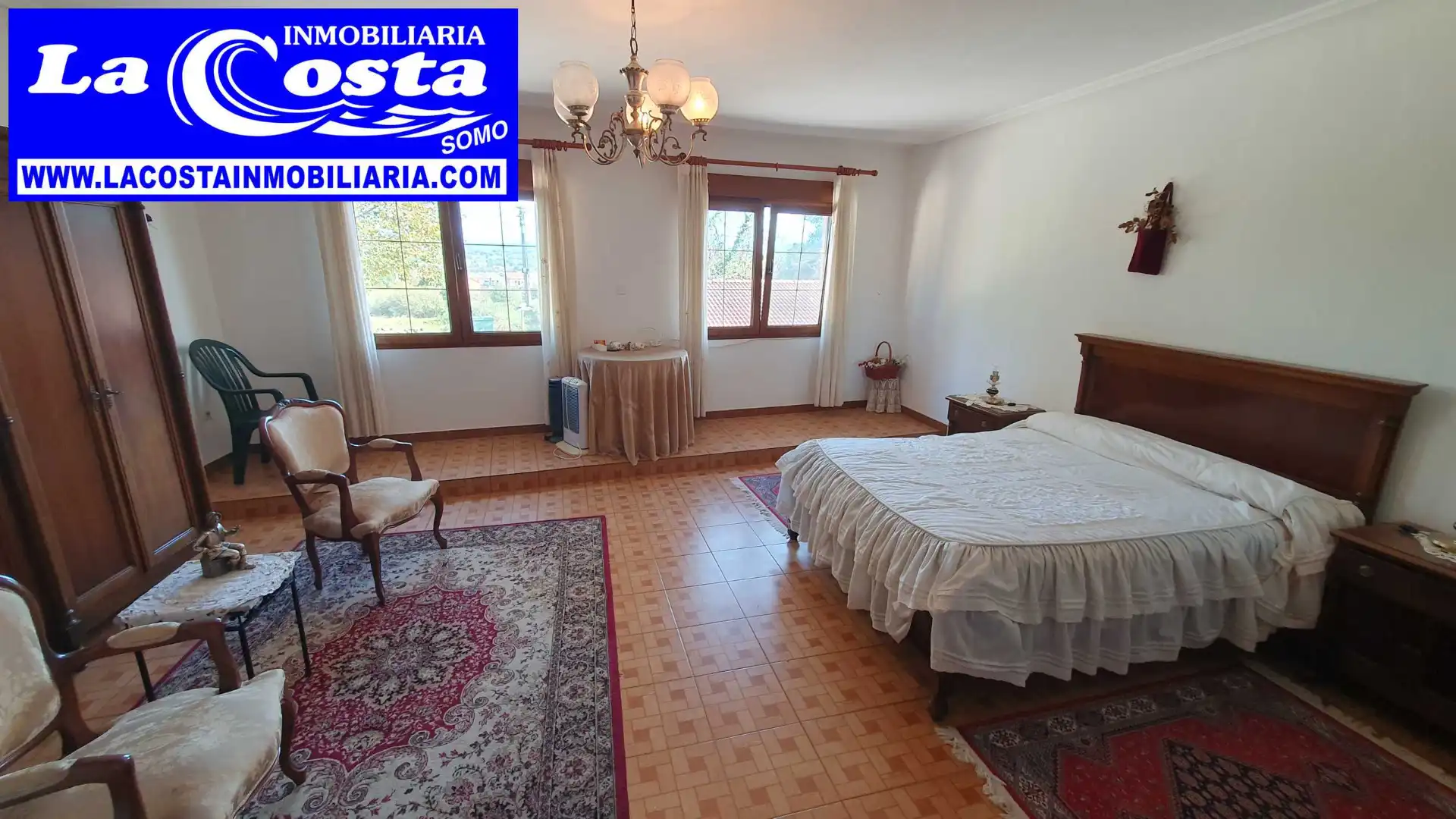 Habitación de Casa adosada en venta en Marina de Cudeyo con Jardín privado y Lavadora