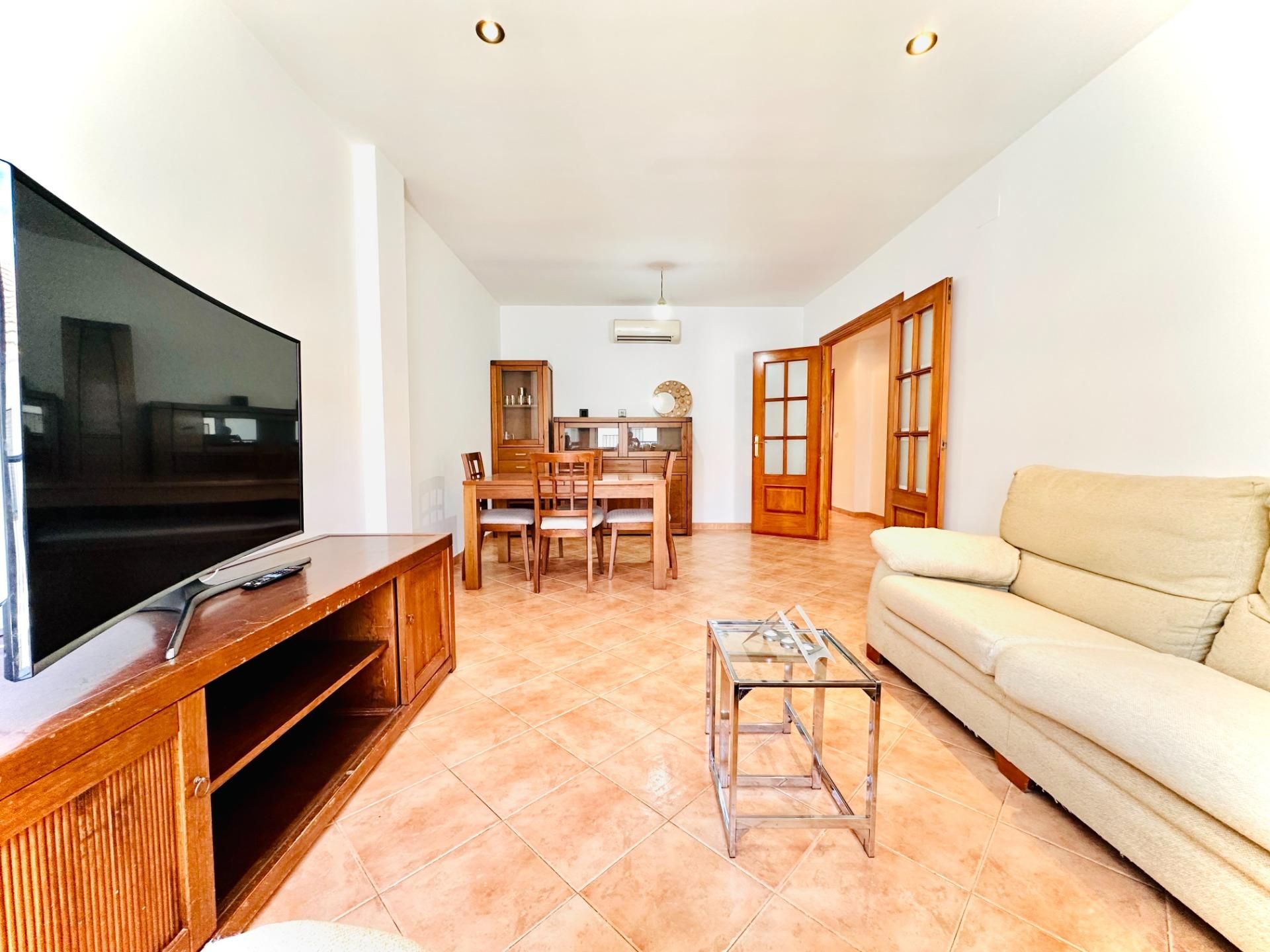 Living room of Flat for sale in Fuente Vaqueros  with Air Conditioner