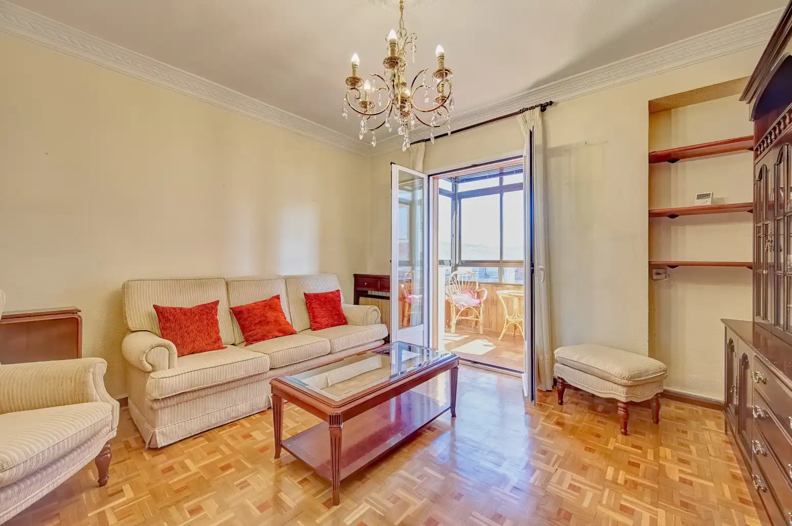 Piso con terraza en venta en San Juan, imagen 2