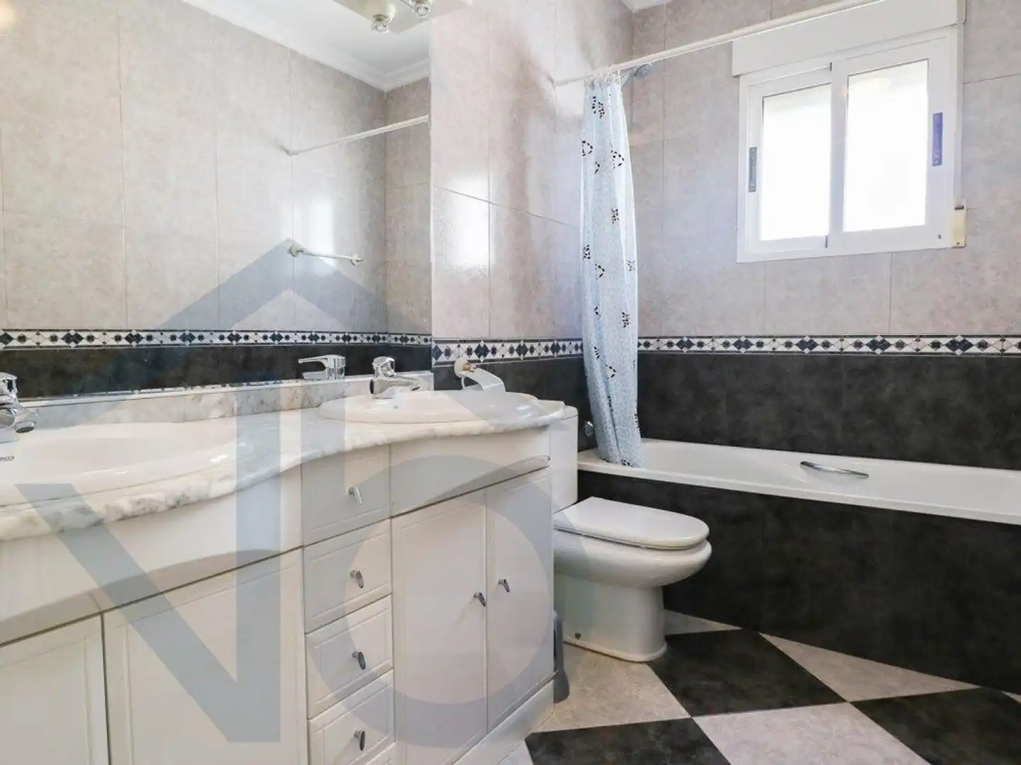 Badezimmer von Haus oder Chalet zum Verkauf in Pulpí mit Klimaanlage, Terrasse und Schwimmbad