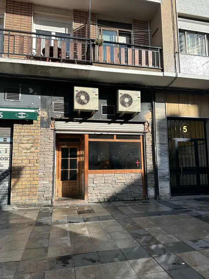 Locale commerciale in vendita a Centro
