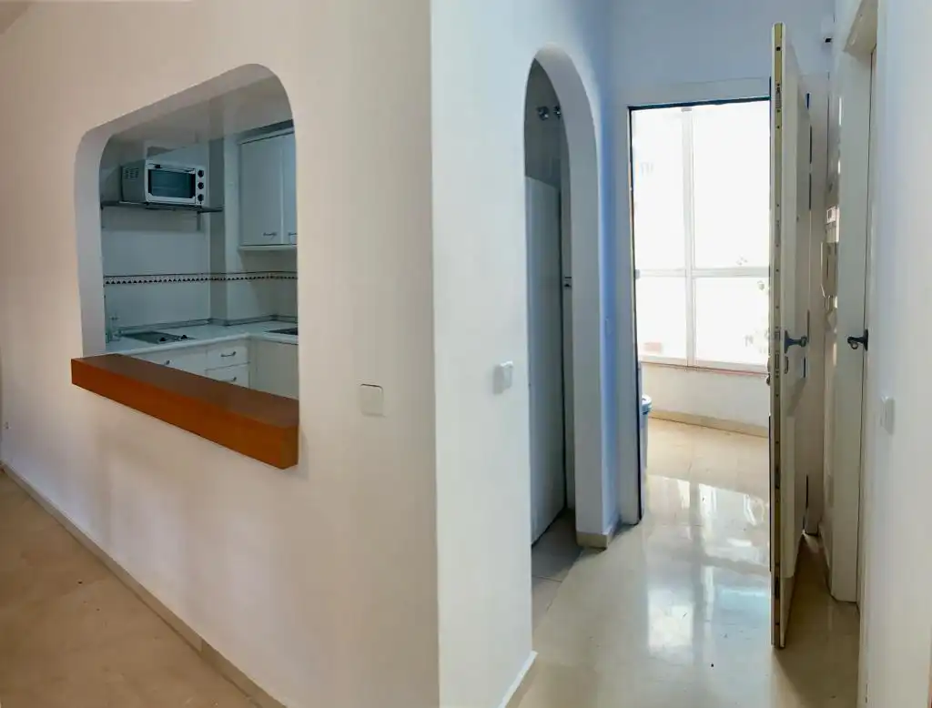 Cocina de Apartamento de alquiler en Málaga con Aire acondicionado, Amueblado y Horno