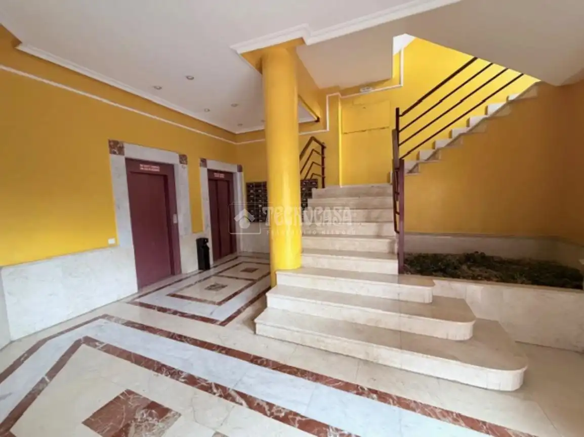 Piso en venta en Madrid con Calefacción, Parquet y Piscina comunitaria