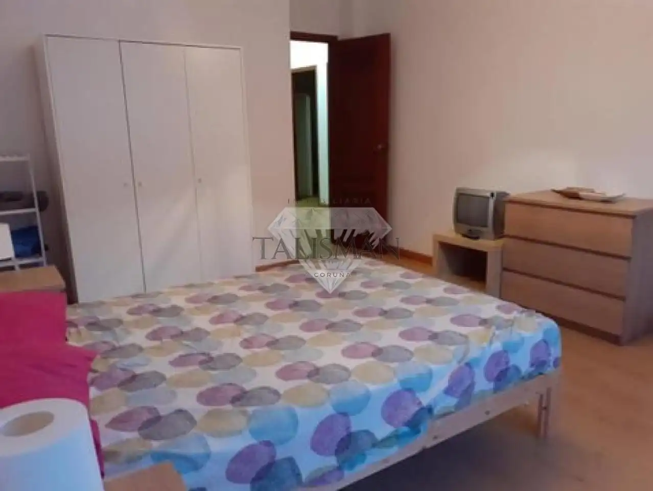 Habitación de Piso en venta en Vilagarcía de Arousa con Trastero, Amueblado y Balcón