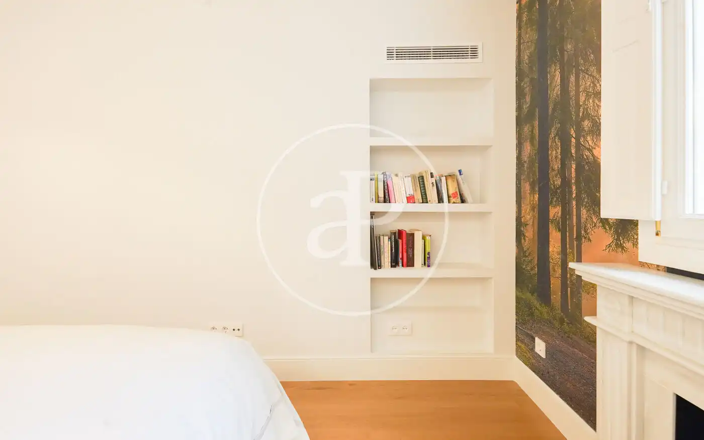 Bedroom of Flat for sale in Madrid  with Air Conditioner, Heating and Storage room