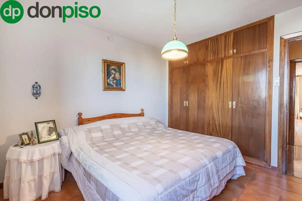 House with pool for sale in Calle GERANEO, imagen 23