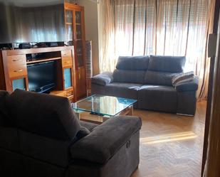 Living room of Duplex for sale in Fuenlabrada  with Air Conditioner, Heating and Storage room