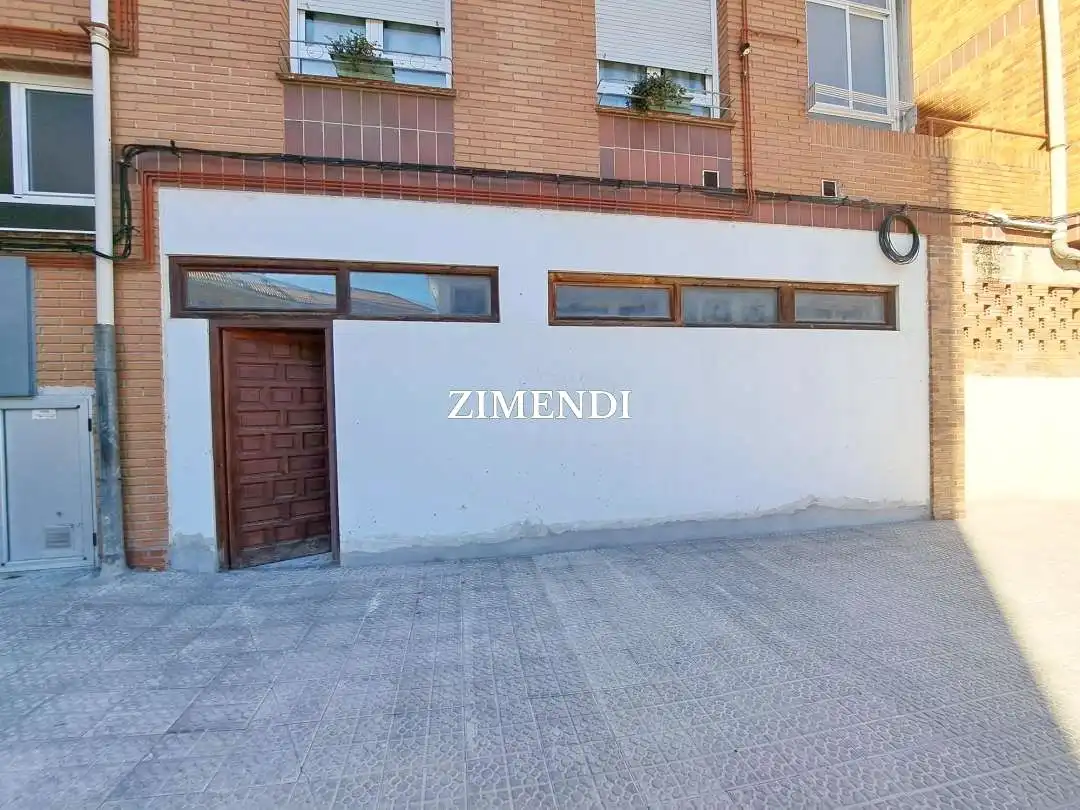 Vista exterior de Local en venta en Abadiño 
