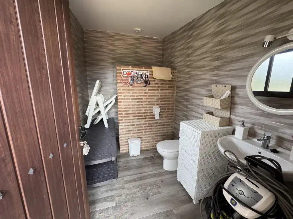 Baño de Finca rústica en venta en San Vicente de Alcántara con Aire acondicionado y Piscina