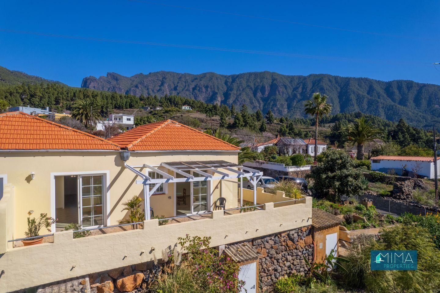 Single-family semi-detached for sale in Barrial De Abajo, El Paso