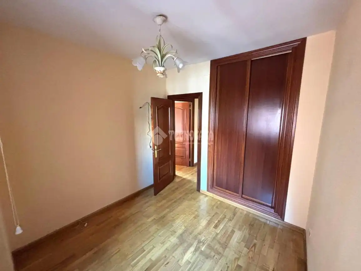 Habitación de Piso en venta en Medina del Campo con Calefacción