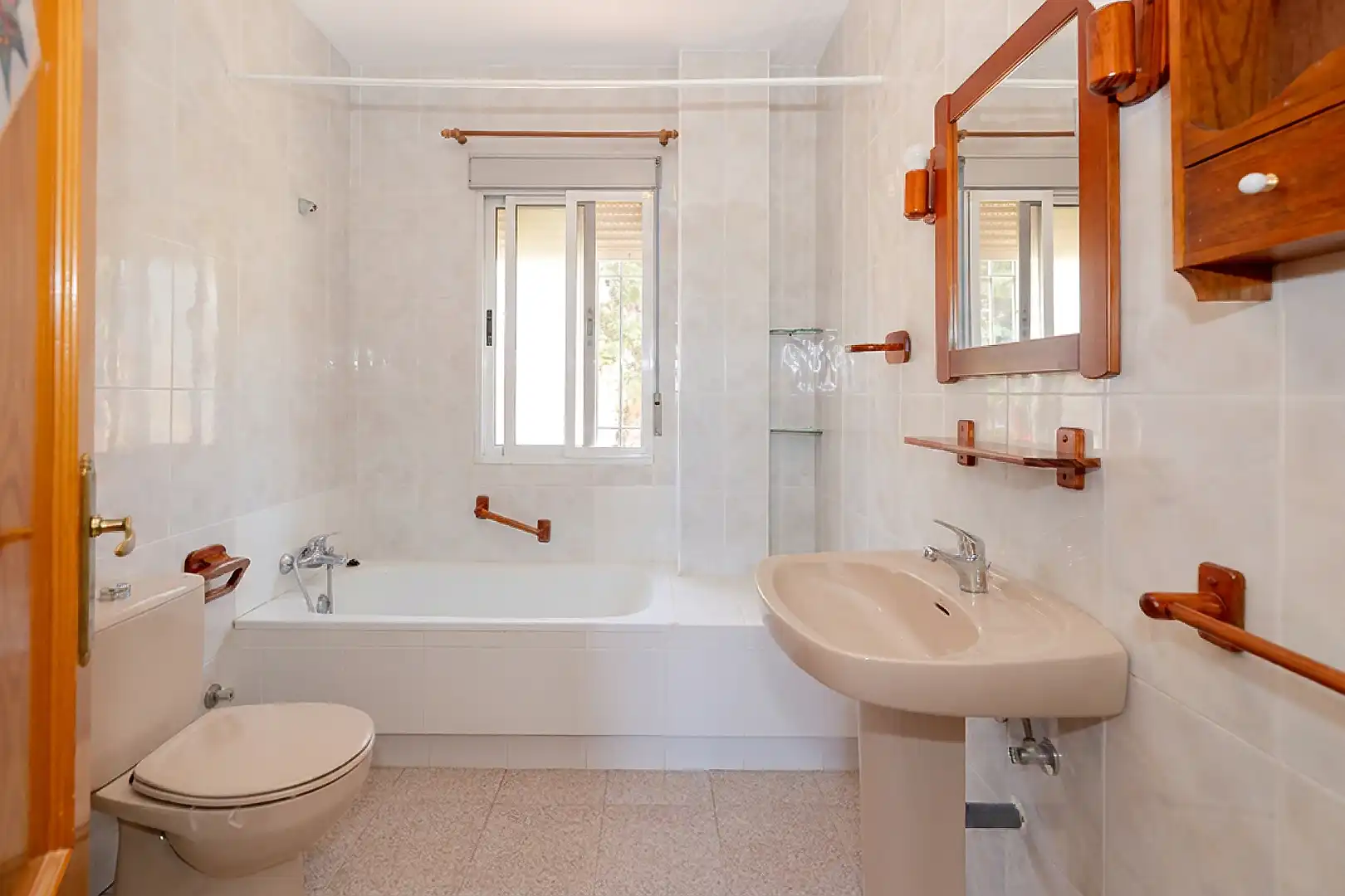 Baño de Finca rústica en venta en Colmenar con Aire acondicionado, Calefacción y Jardín privado