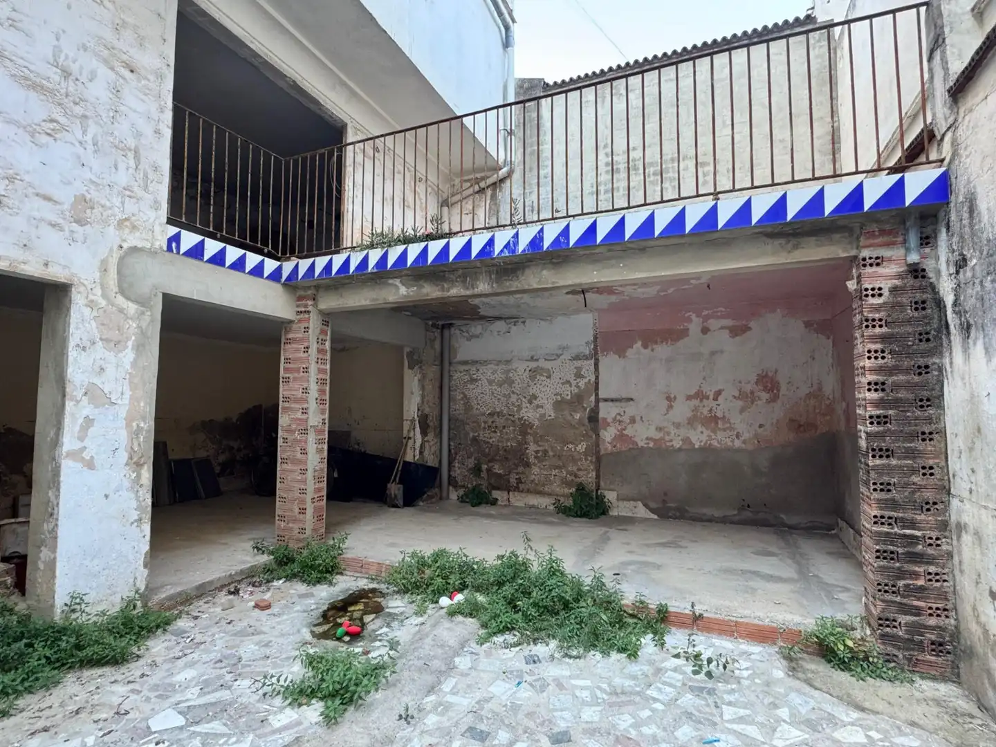 Vista exterior de Planta baja en venta en Algemesí con Terraza