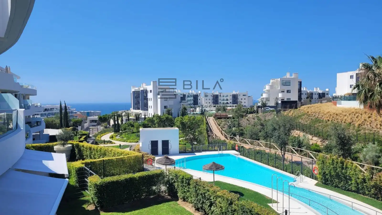 Exterior view of Flat for sale in Fuengirola  with Air Conditioner, Terrace and Swimming Pool