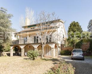 Exterior view of House or chalet for sale in Sant Just Desvern  with Heating, Private garden and Parquet flooring