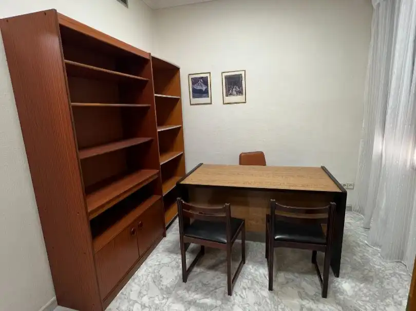 Oficina de lloguer en Nervión