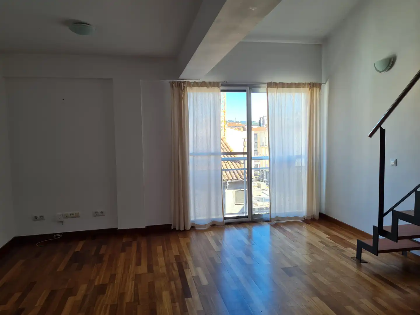 Bedroom of Attic for rent in Girona  with Air Conditioner, Heating and Parquet flooring
