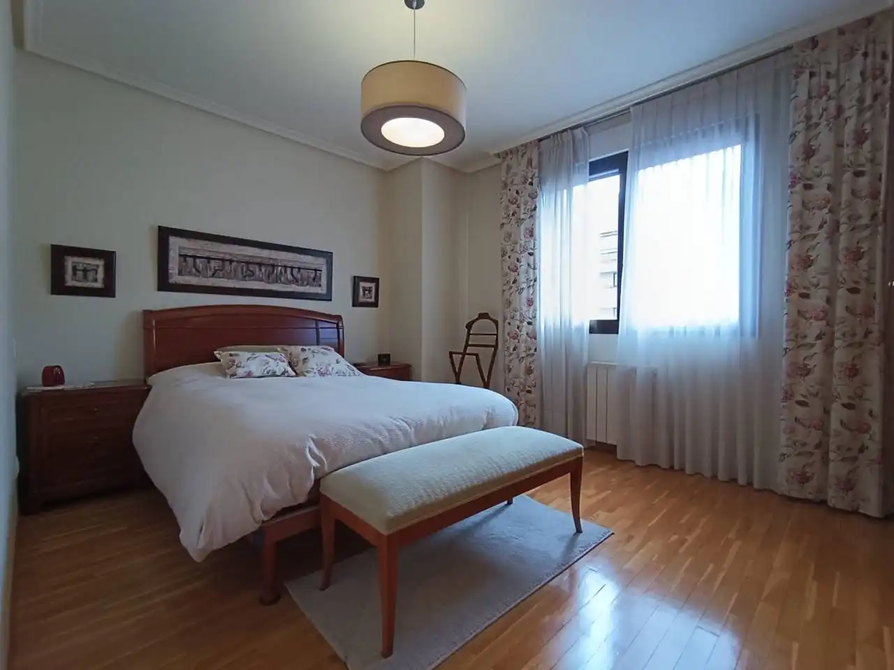 Schlafzimmer von Wohnung zum Verkauf in Burgos mit Heizung, Parkett und Terrasse