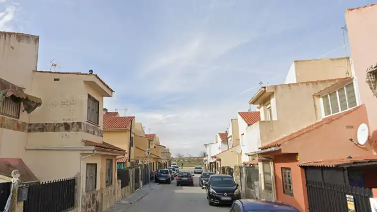 Reihenhaus zum Verkauf in Calle Extremadura, 3-A, Las Ventas de Retamosa, Toledo, imagen 3