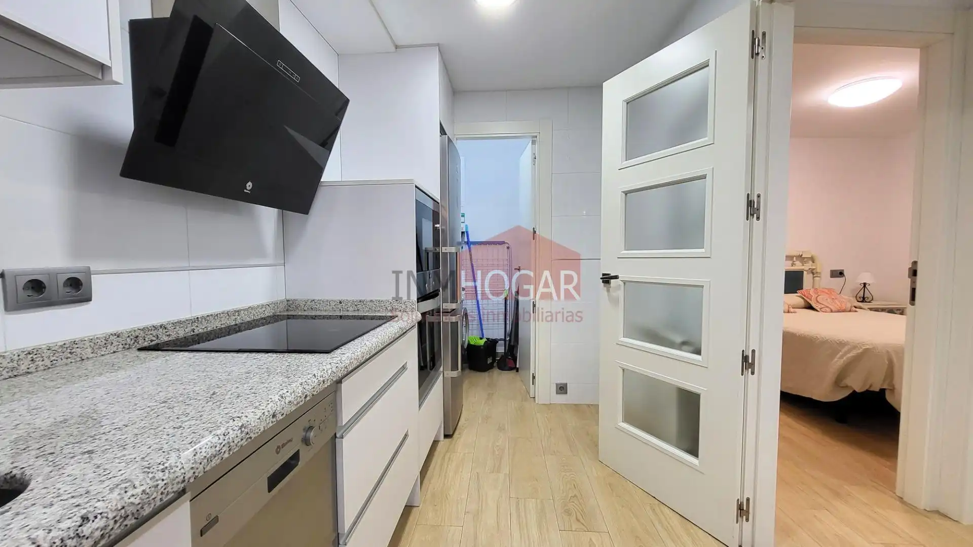 Cocina de Piso en venta en Ávila con Calefacción, Trastero y Balcón