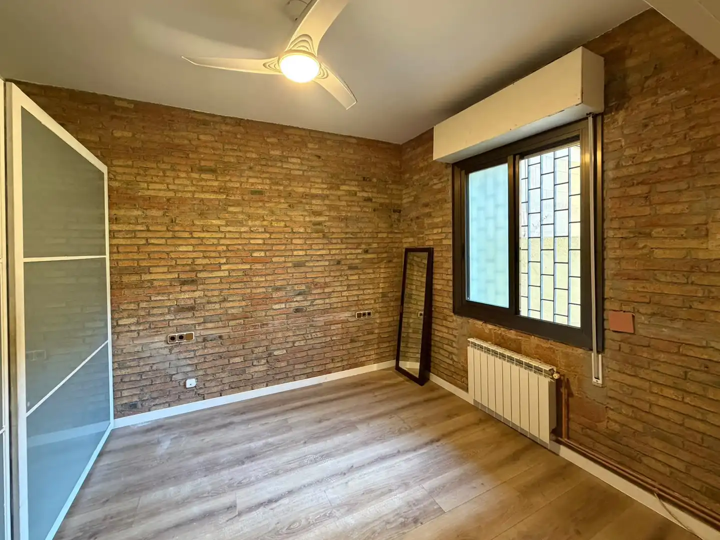 Flat with lift for sale in Carrer del Rosselló, imagen 11