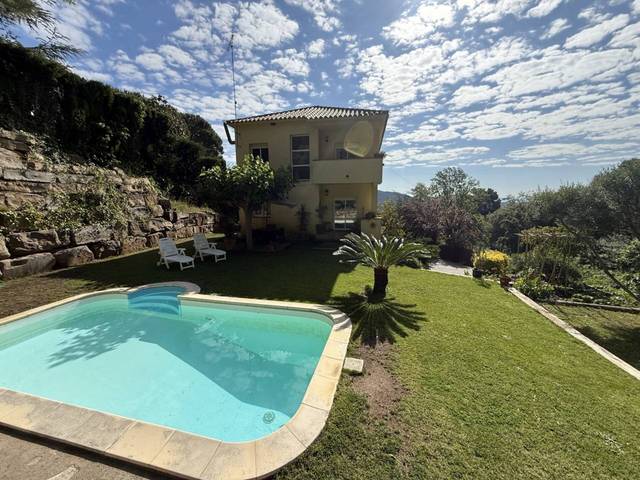 Casa-chalet en Venta en Paseo Roques en El Racó - Sant Feliu del Racó