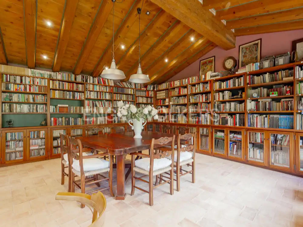 Esszimmer von Gebäude zur Miete in El Bruc