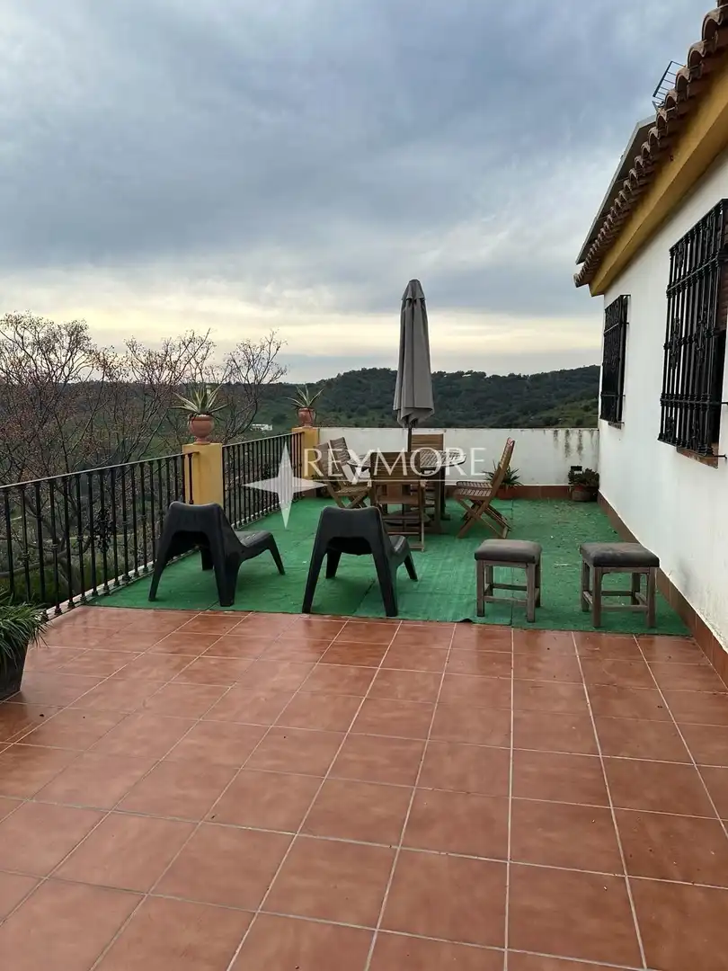 Terraza de Finca rústica en venta en La Puebla de los Infantes con Aire acondicionado, Calefacción y Jardín privado
