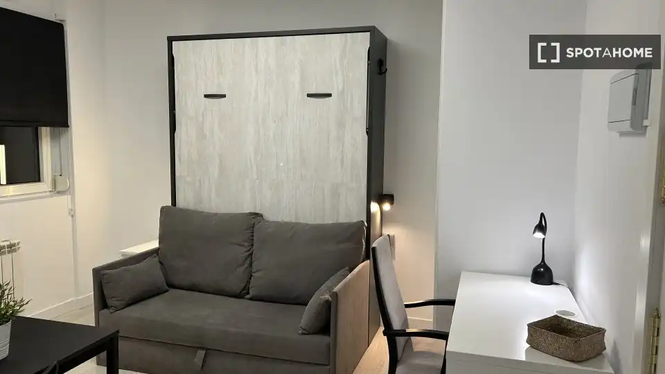 Piso de alquiler en Casa de Campo