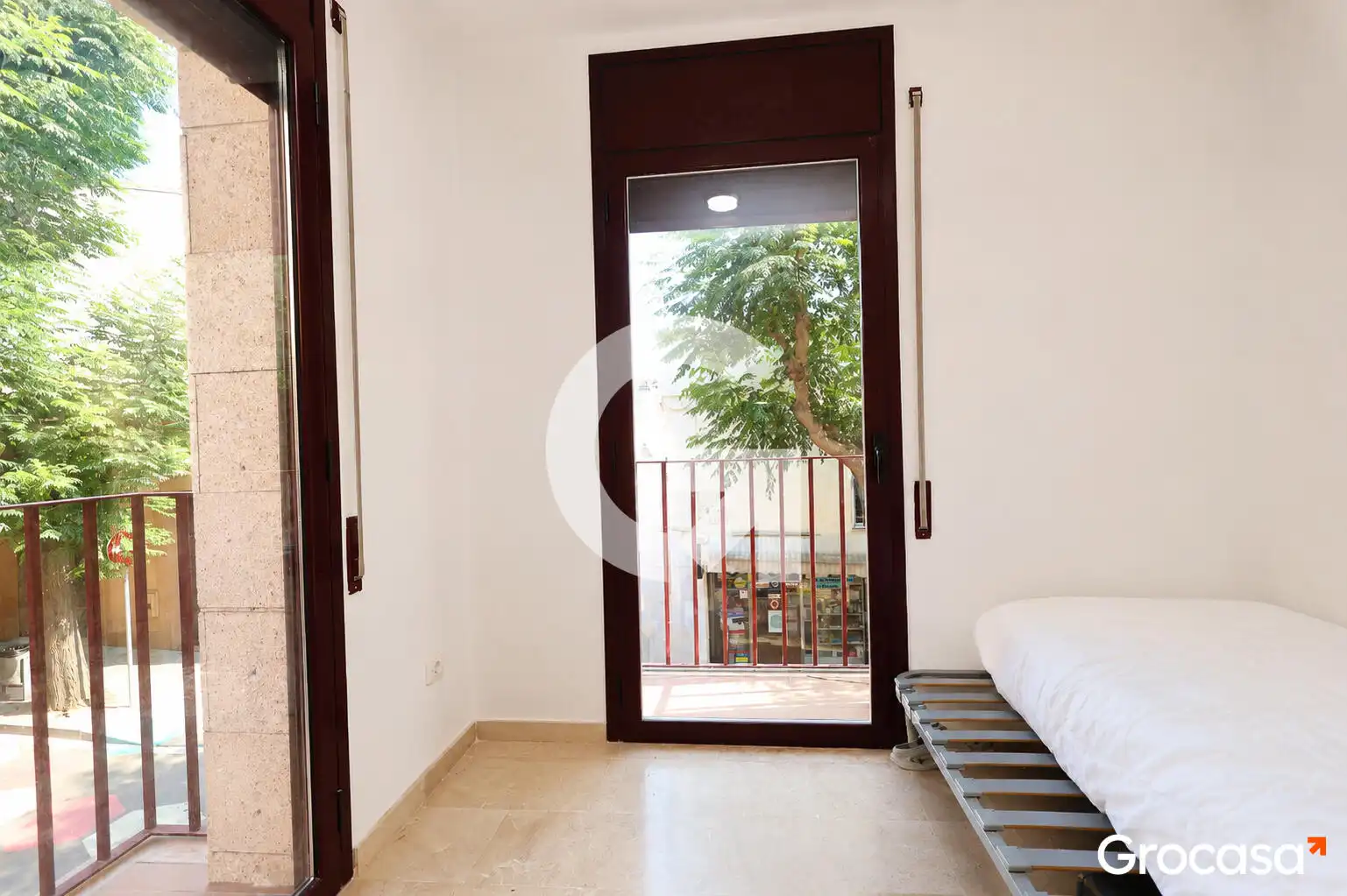 Habitación de Piso en venta en Rubí con Aire acondicionado, Horno y Balcón