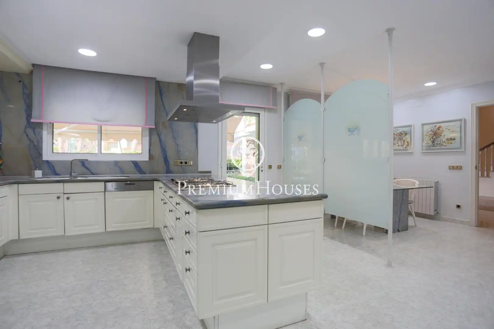 House with pool for sale in La Pineda, imagen 27